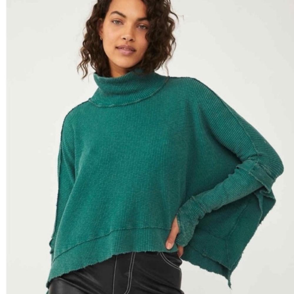 Free People Moon Daisy Turtleneck Poncho Sweater Everglade Green size small